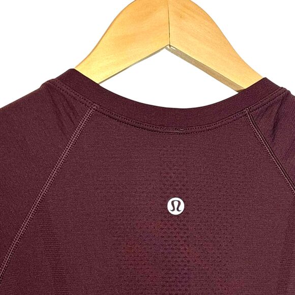 Lululemon Swiftly Tech Short Sleeve 2.0 *Cassis - Picture 7 of 9